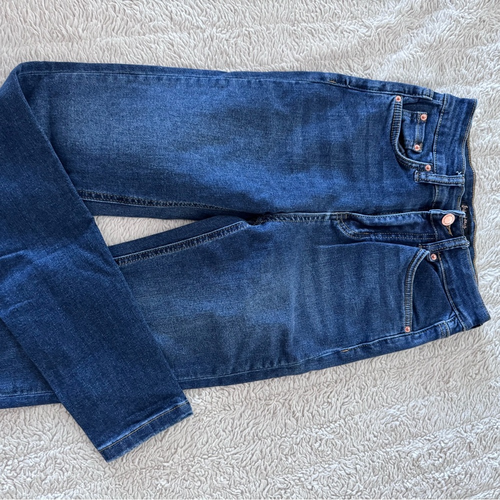 Elegant Indigo Women's Skinny Jeans